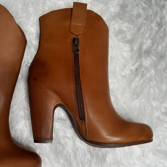 NEW Kork-Ease Lena Leather Boots. - Picture 8 of 16